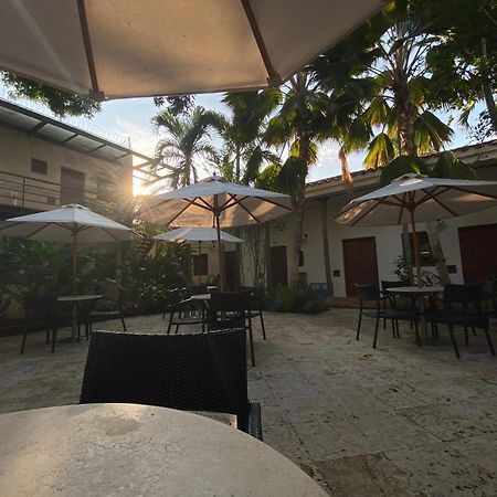 Hotel San German Хирардот Экстерьер фото